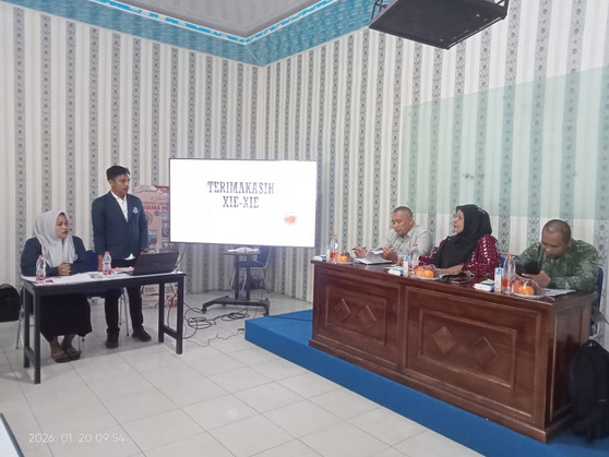 2 (dua) orang Mahasiswa Fakultas Hukum ULB Laksanakan Seminar Proposal Tahun 2026