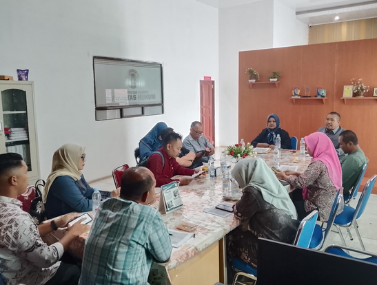 Dekan Fakultas Hukum ULB Pimpin Rapat Pembagian Mata Kuliah Semester Genap T.A 2025/206
